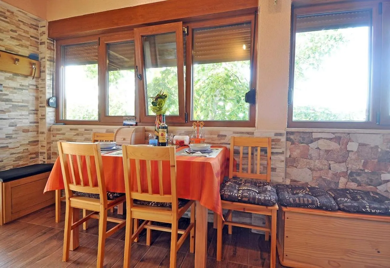 Herrliches Ferienhaus Mit Klima, Wlan, Terrasse Und Grillbereich Pula Croatia
